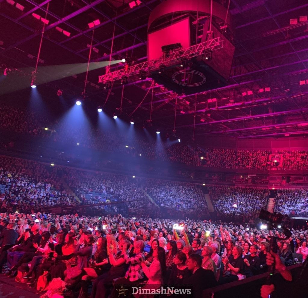 Fans from 30 countries of the world attended concert of Dimash Kudaibergen in St. Petersburg