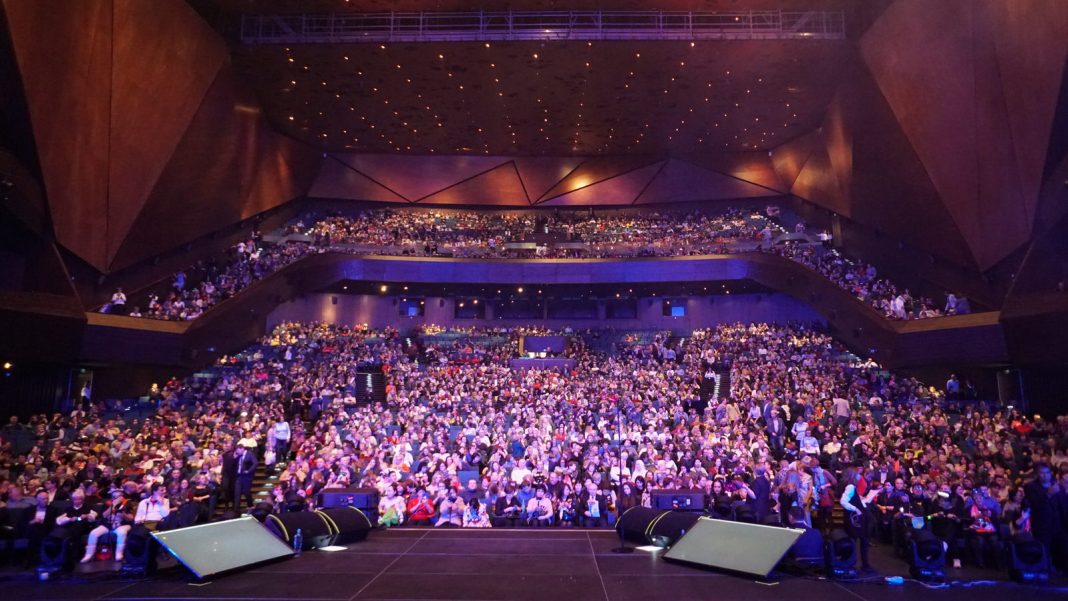 Performance by Dimash Kudaibergen in Ekaterinburg