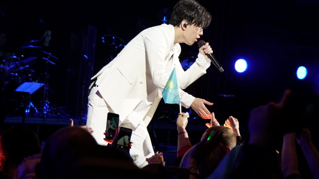 Performance by Dimash Kudaibergen in Ekaterinburg