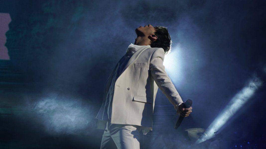 Performance by Dimash Kudaibergen in Ekaterinburg