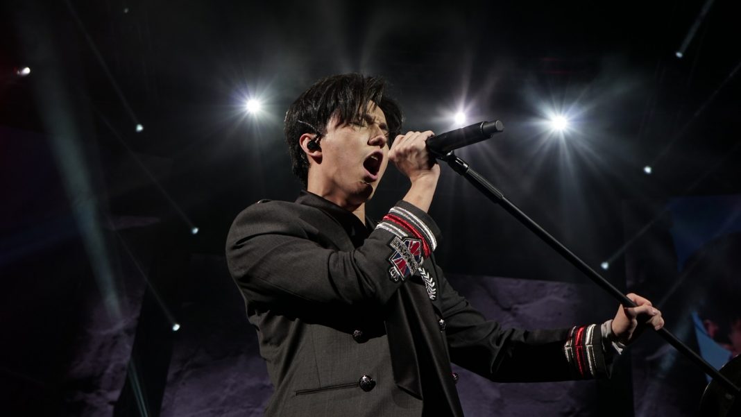 Performance by Dimash Kudaibergen in Ekaterinburg