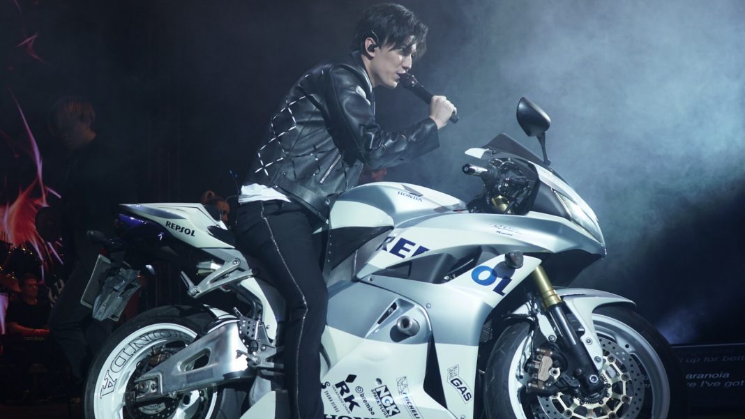 Performance by Dimash Kudaibergen in Ekaterinburg