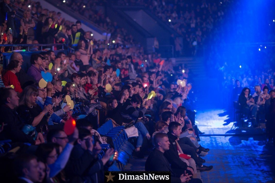 Dimash touched the hearts of Kyiv fans, singing in Ukrainian language