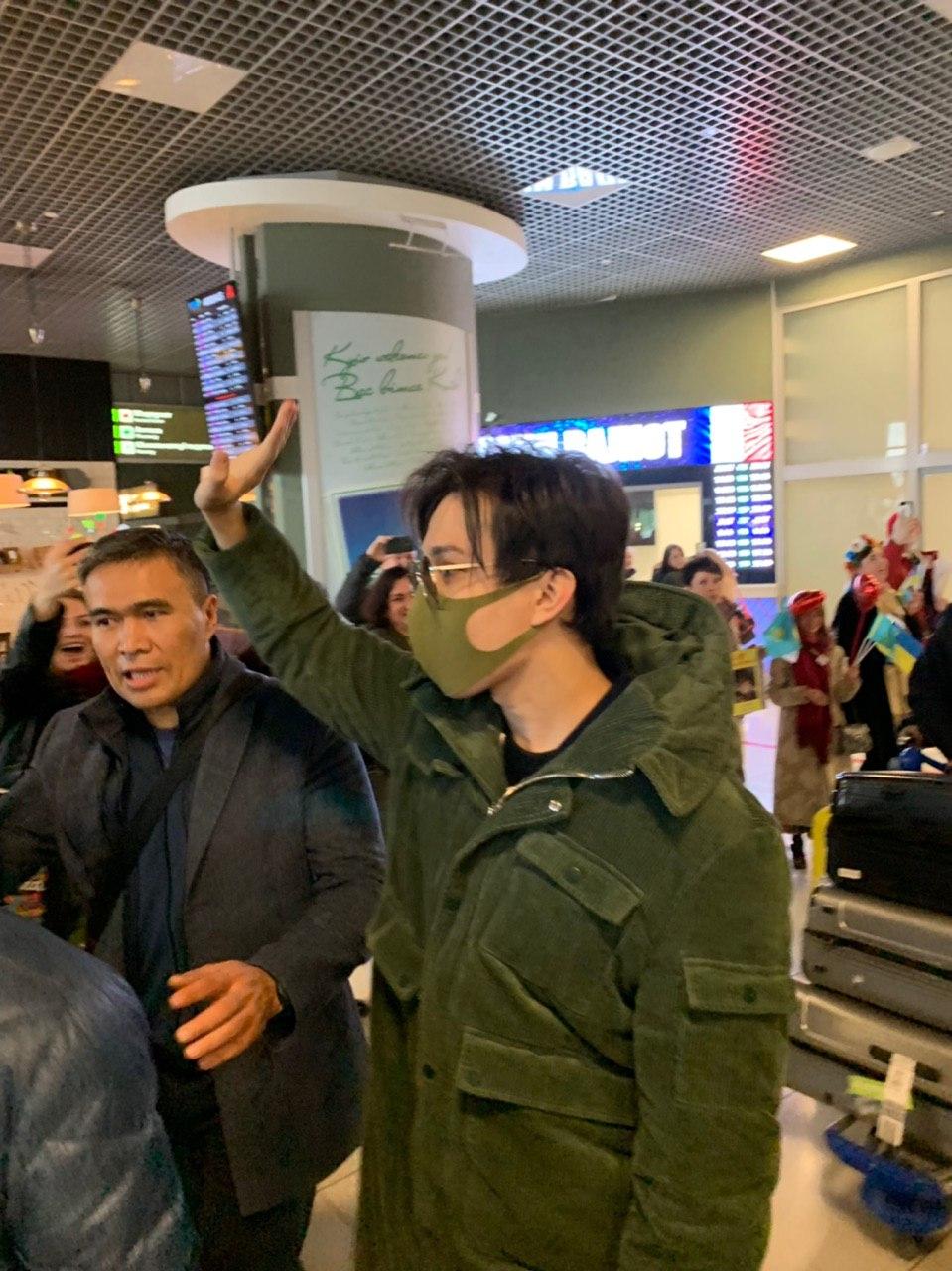 "Kokhaemo Dimash!": Ukrainian fans welcomed Dimash