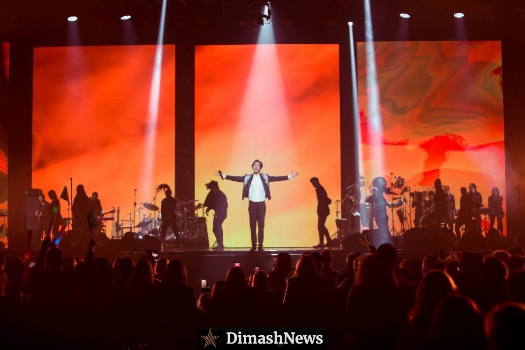 Dimash touched the hearts of Kyiv fans, singing in Ukrainian language