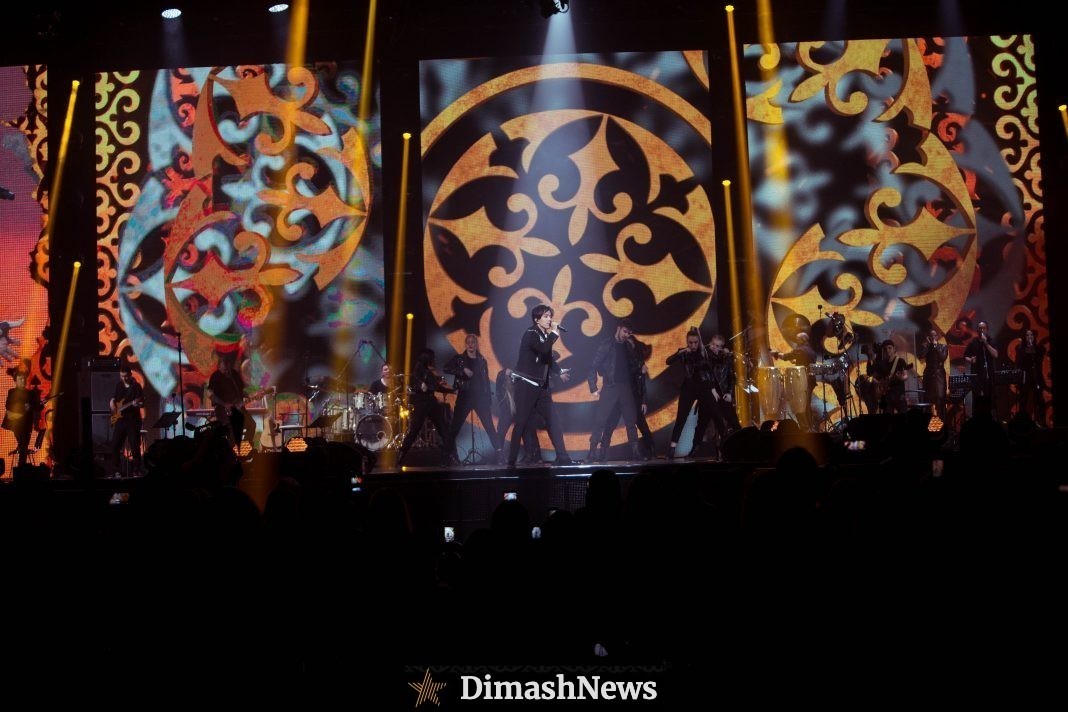 Dimash touched the hearts of Kyiv fans, singing in Ukrainian language