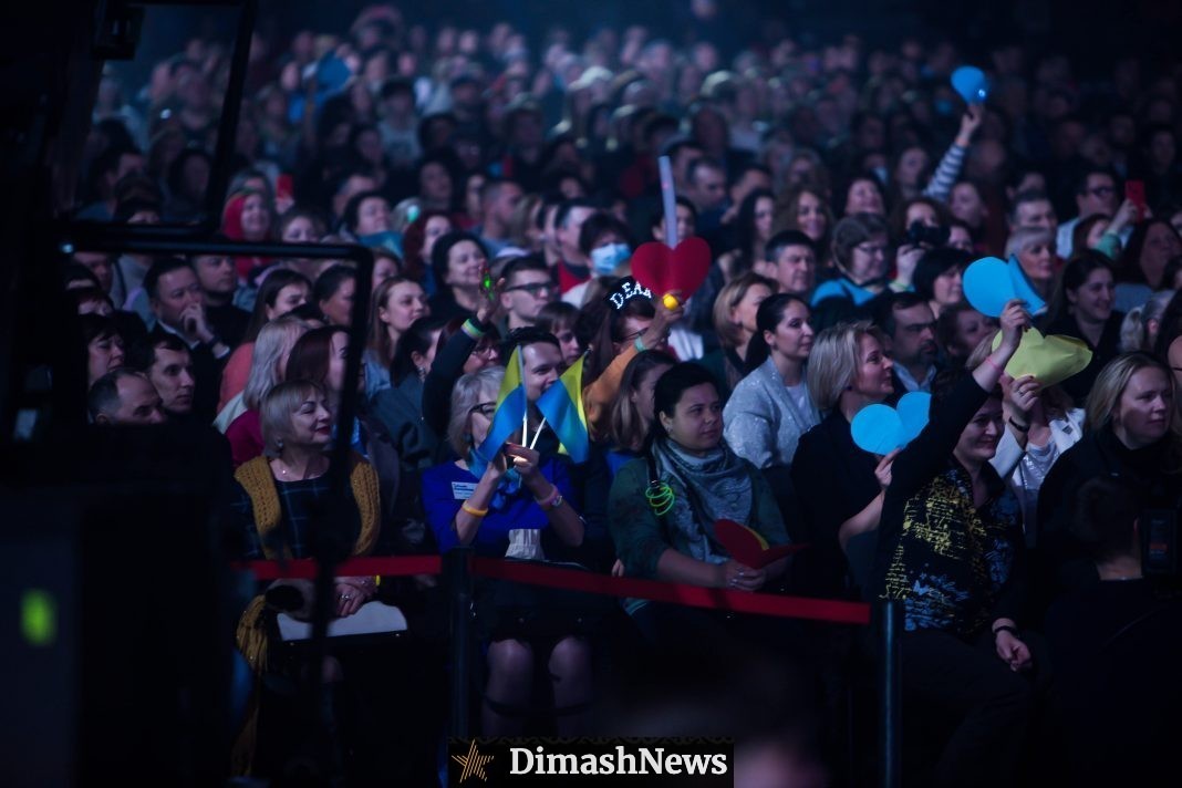 Dimash touched the hearts of Kyiv fans, singing in Ukrainian language