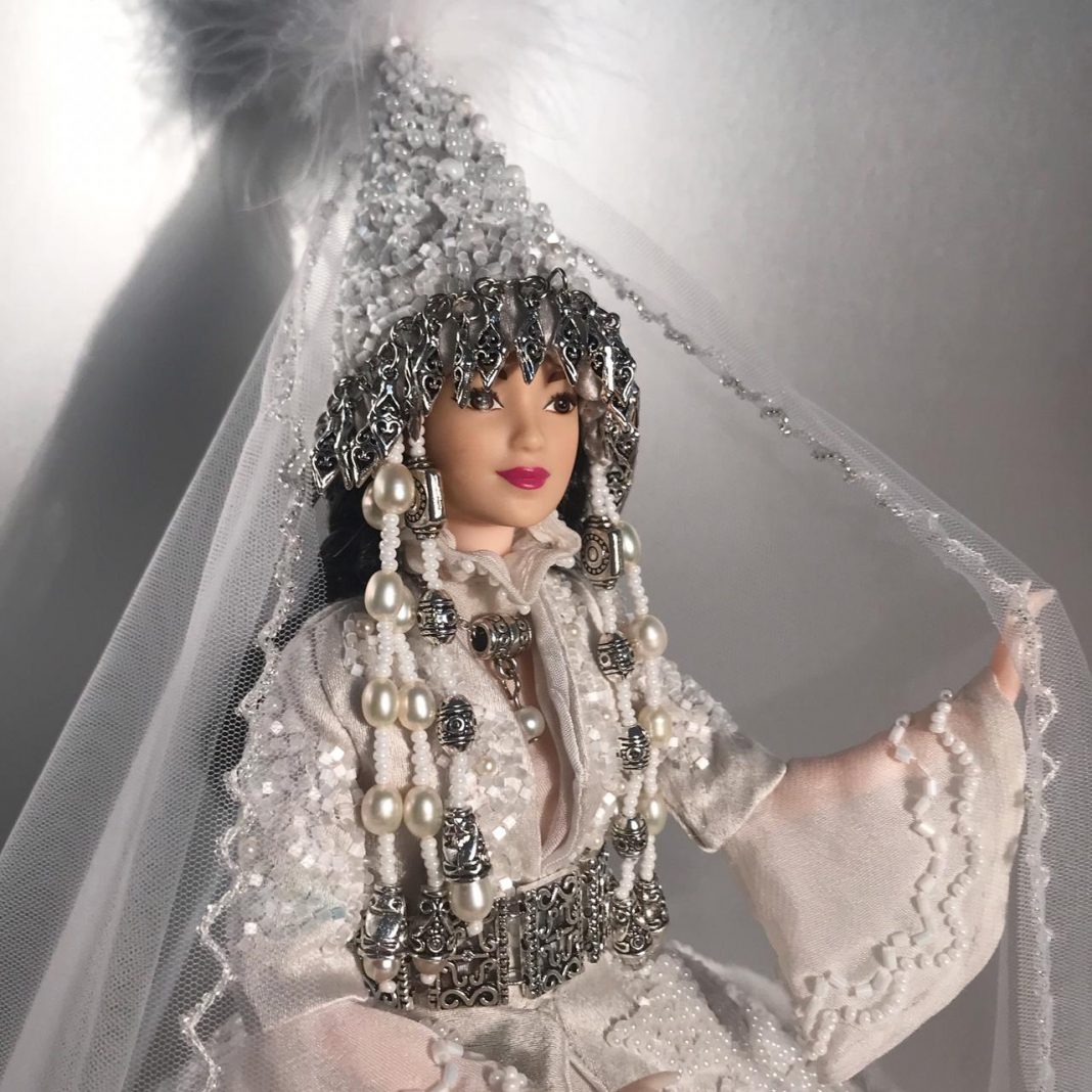 The beauty of the Kazakh national costume in miniature: doll fashion designer Gulnara Khamza