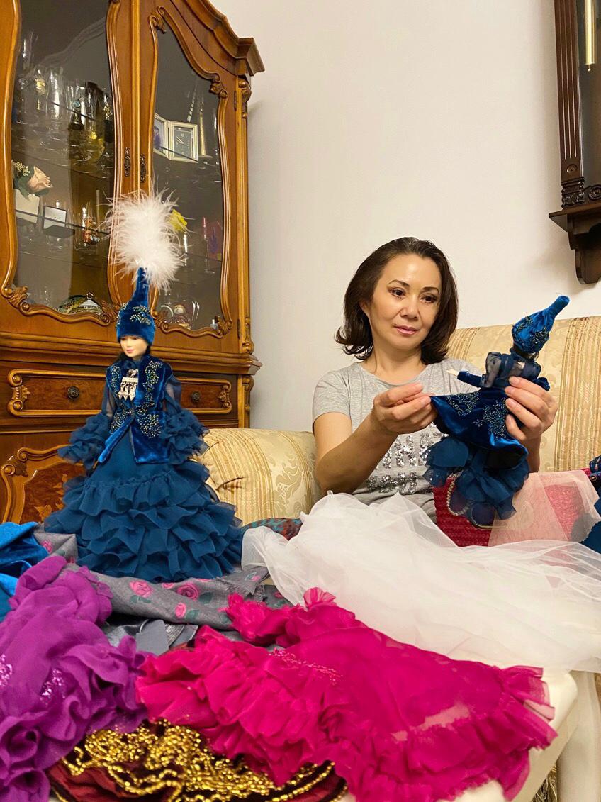 The beauty of the Kazakh national costume in miniature: doll fashion designer Gulnara Khamza