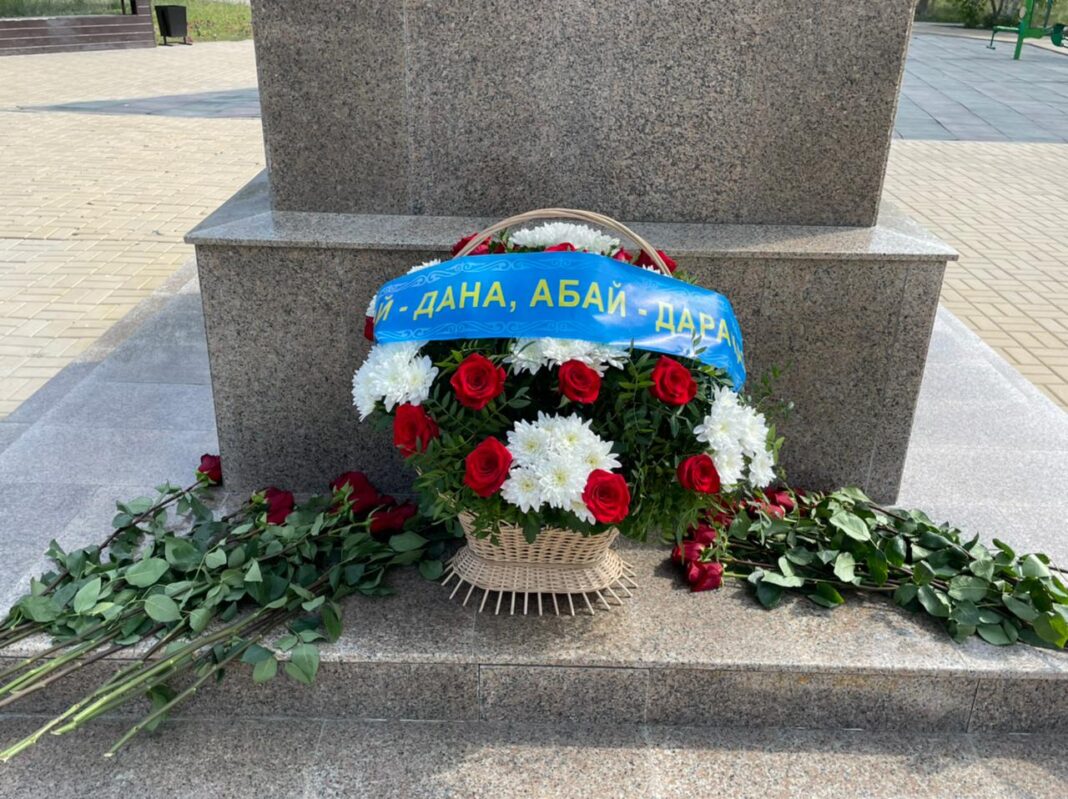 Abai monument Aktobe flowers