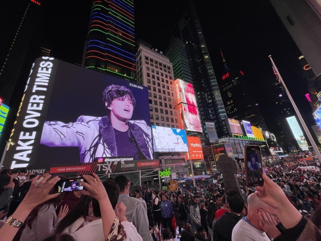 Video in support of Dimash's composition 'Omir' is broadcasted in Times Square