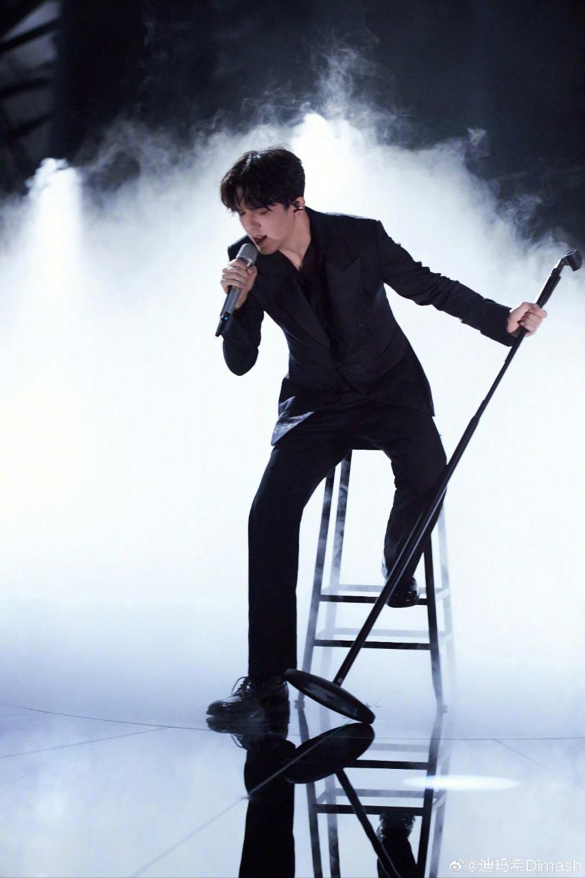 Dimash Premieres New Song at I Am Singer Gala Concert