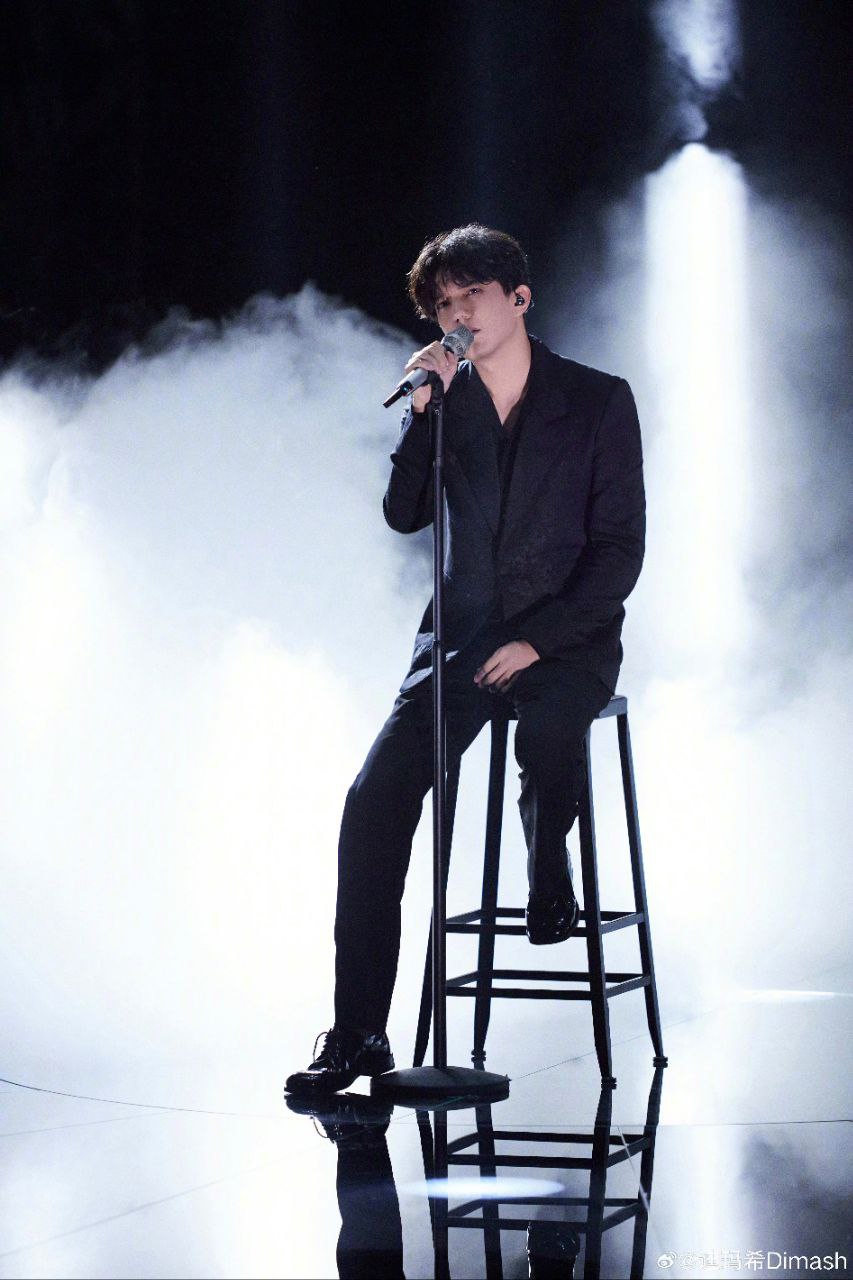 Dimash Premieres New Song at I Am Singer Gala Concert