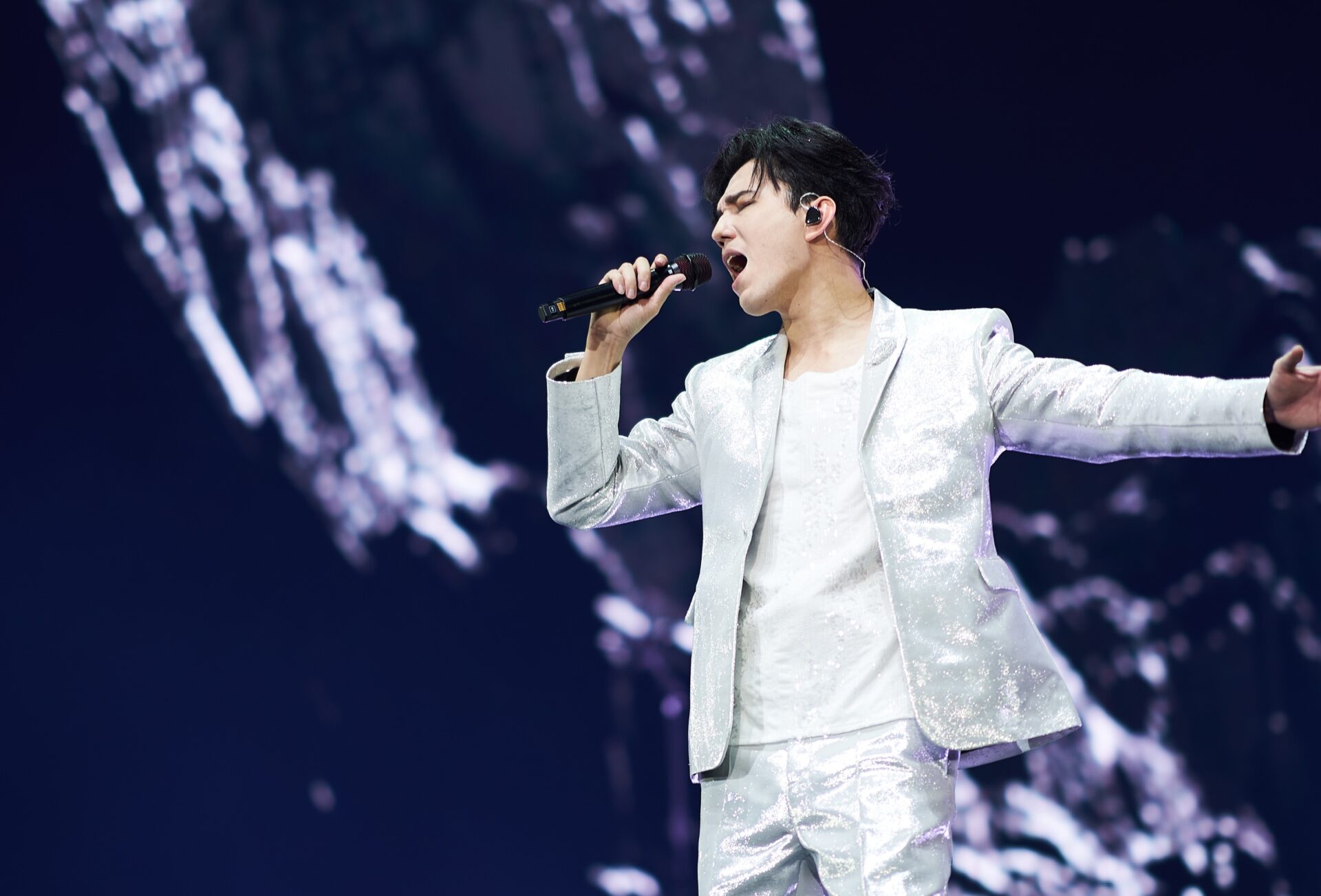 Dimash's STRANGER Show in DüsseldorfInformation Portal DimashNews