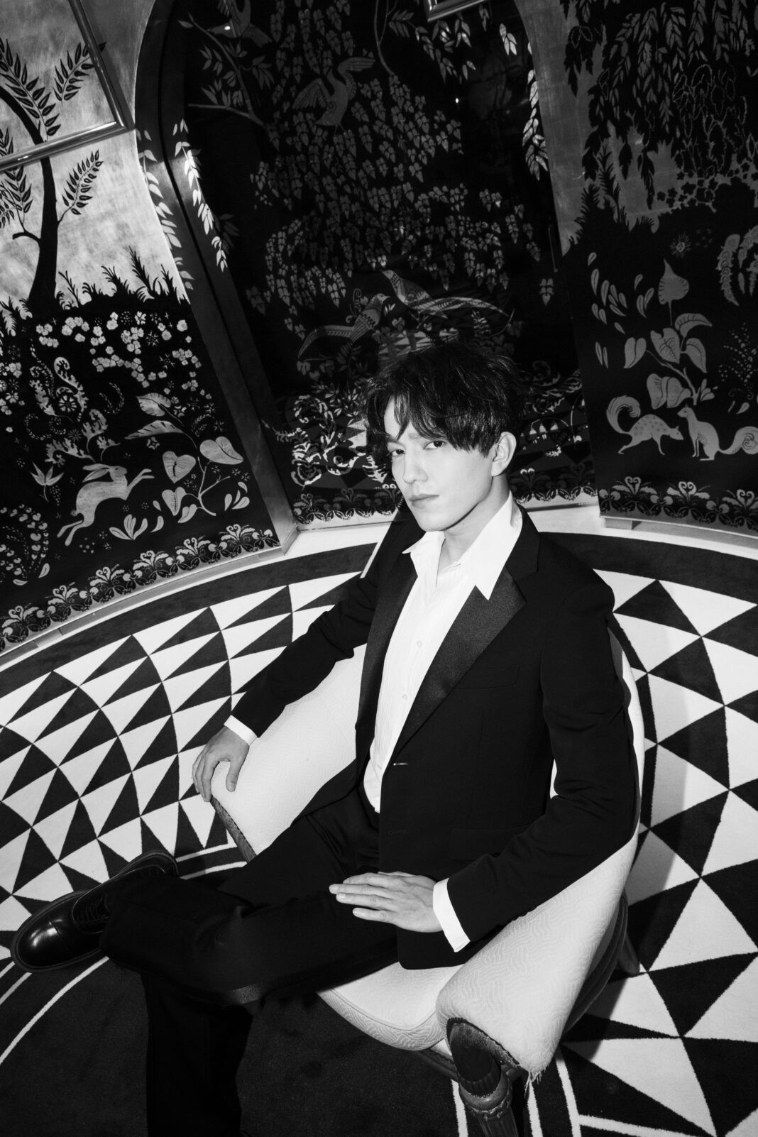 “The Fusion of Music and Fashion – Dimash in Paris”