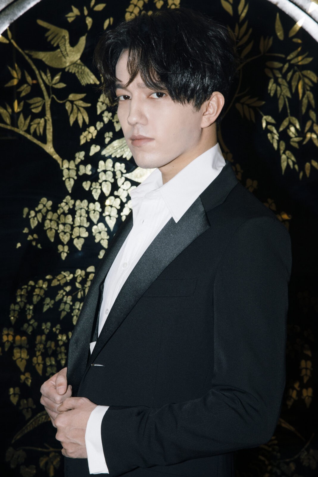 “The Fusion of Music and Fashion – Dimash in Paris”