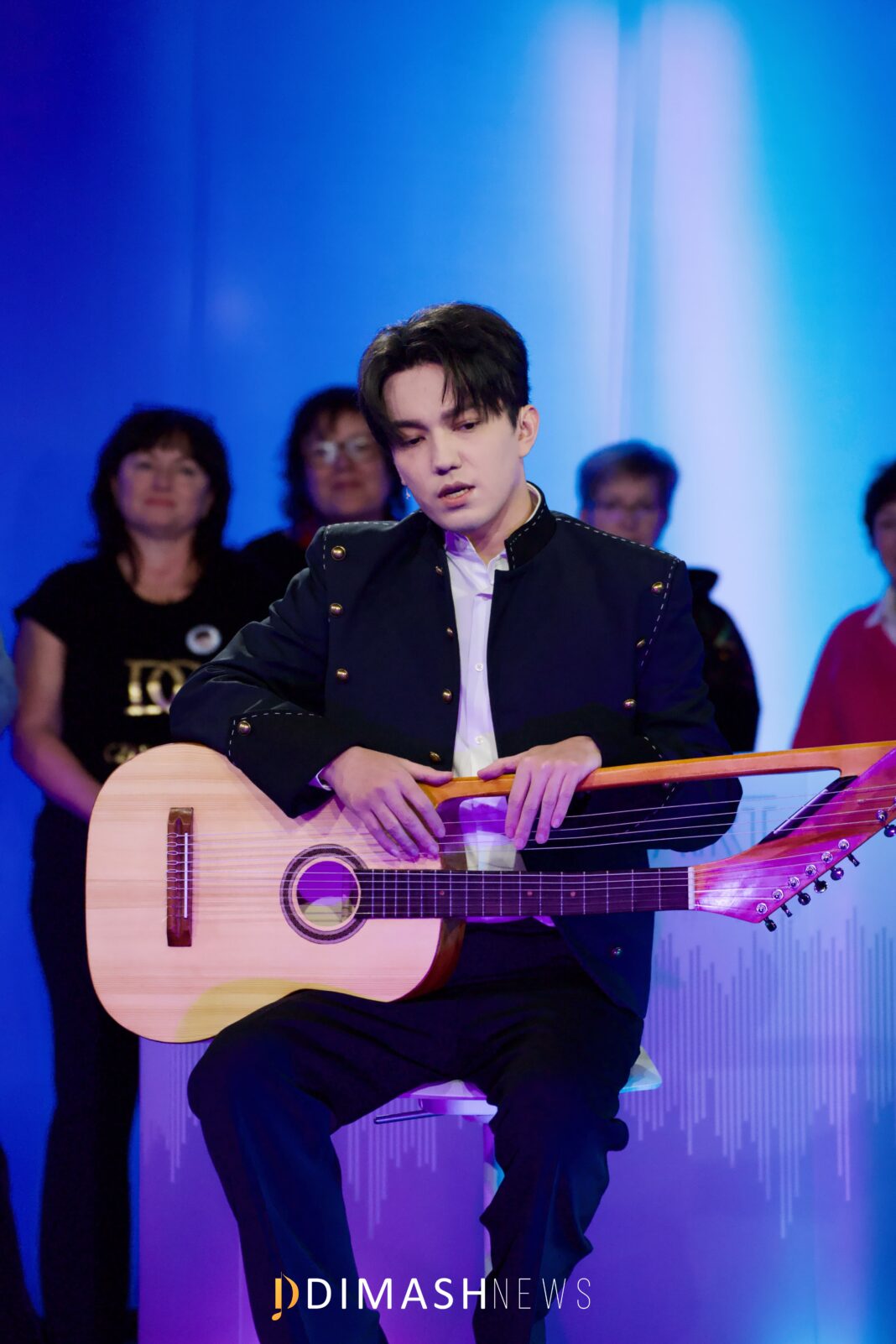 A year-end episode featuring Dimash aired on the Czech television channel ÓČKO TV