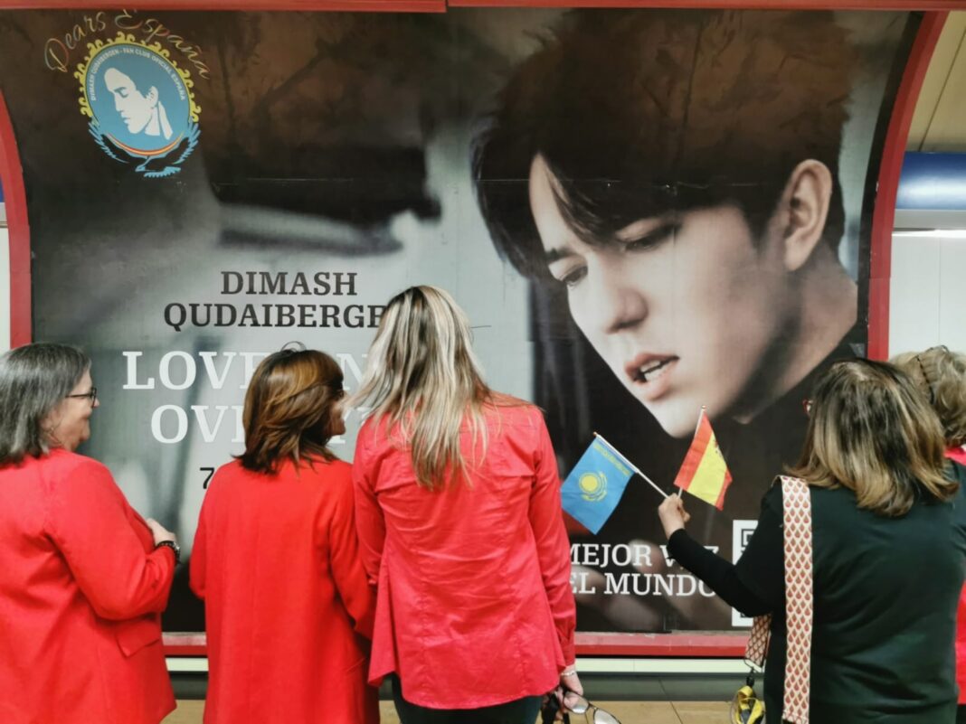 A Billboard Featuring Dimash’s New Song 'Love’s Not Over Yet' Appears in Madrid