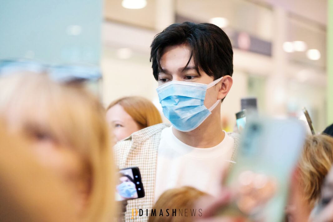 Kazakh Song at a Spanish Airport – Fans Welcome Dimash in Barcelona