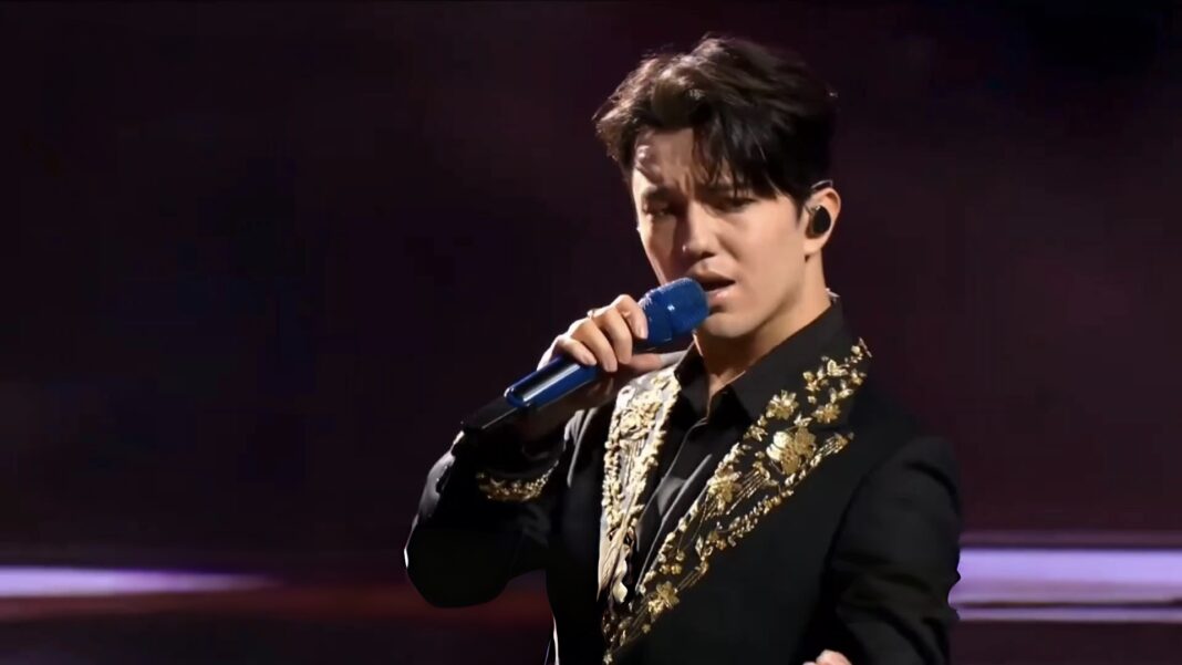 Dimash Qudaibergen Performs at the Closing Ceremony of the Shanghai International Film Festival