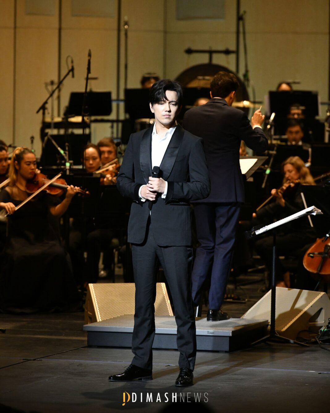 “A Night with the Stars” in Vietnam - Plácido Domingo, Kristine Opolais, and Dimash Qudaibergen Perform Exclusive Concert at Hanoi Opera