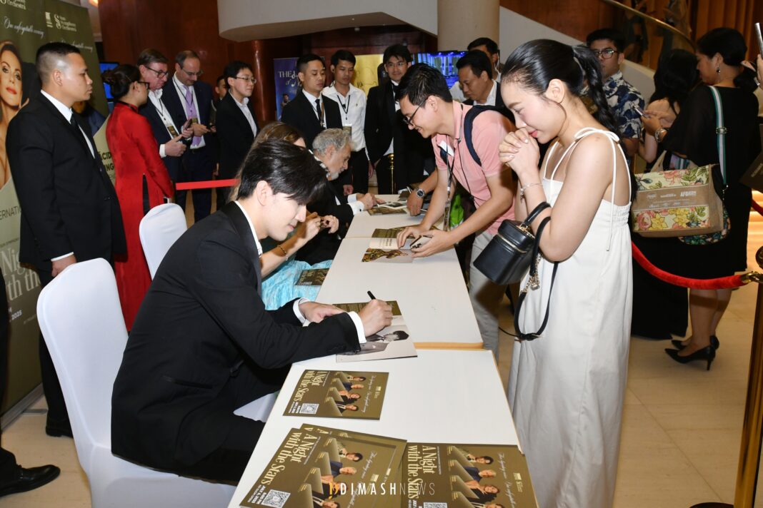 “A Night with the Stars” in Vietnam - Plácido Domingo, Kristine Opolais, and Dimash Qudaibergen Perform Exclusive Concert at Hanoi Opera