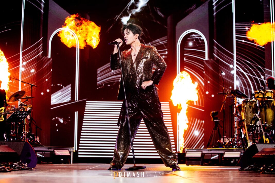 “Stranger” concert, New York (October 5, 2025)