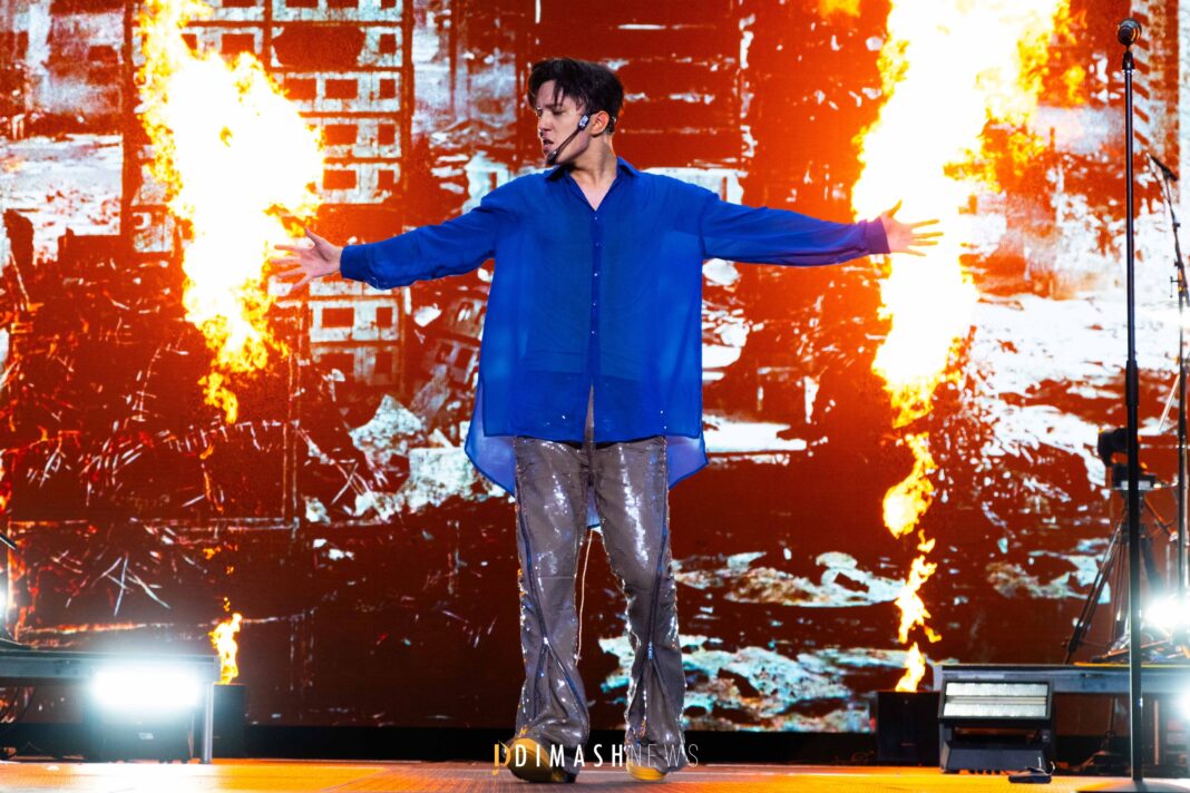 “Stranger” concert, New York (October 5, 2025)