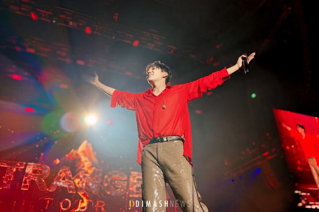 “Stranger” concert, Mexico (October 8 & 10, 2025)