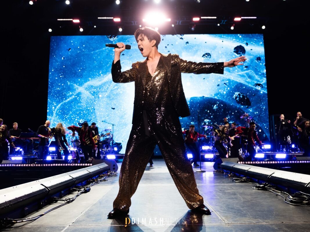 “Stranger” concert, New York (October 5, 2025)