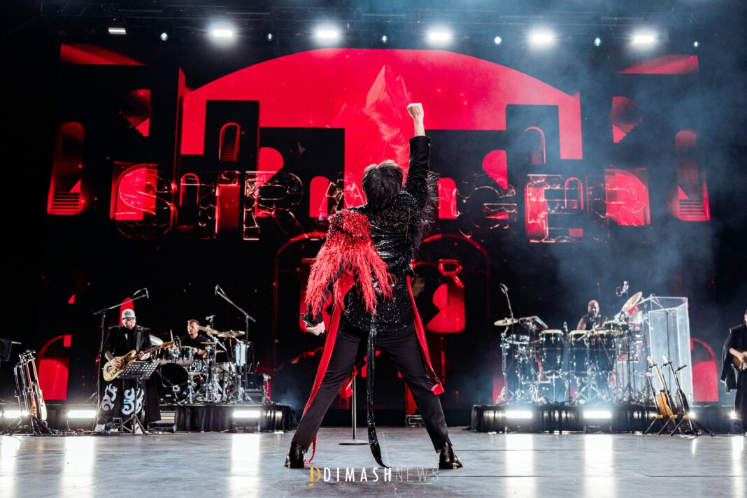 “Besame Mucho” by Dimash Qudaibergen – The Kazakh Artist’s First-Ever Concert in Mexico