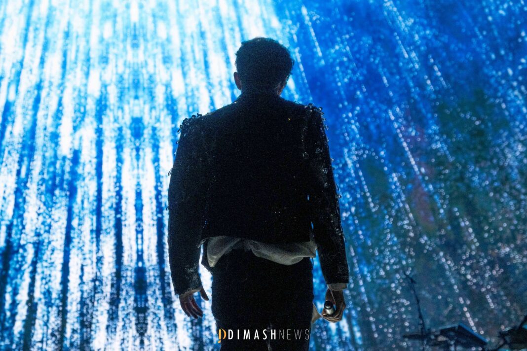 “Stranger” concert, New York (October 5, 2025)