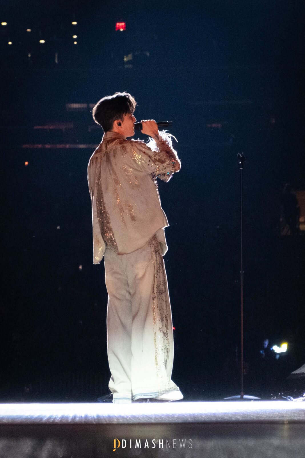 “Stranger” concert, New York (October 5, 2025)