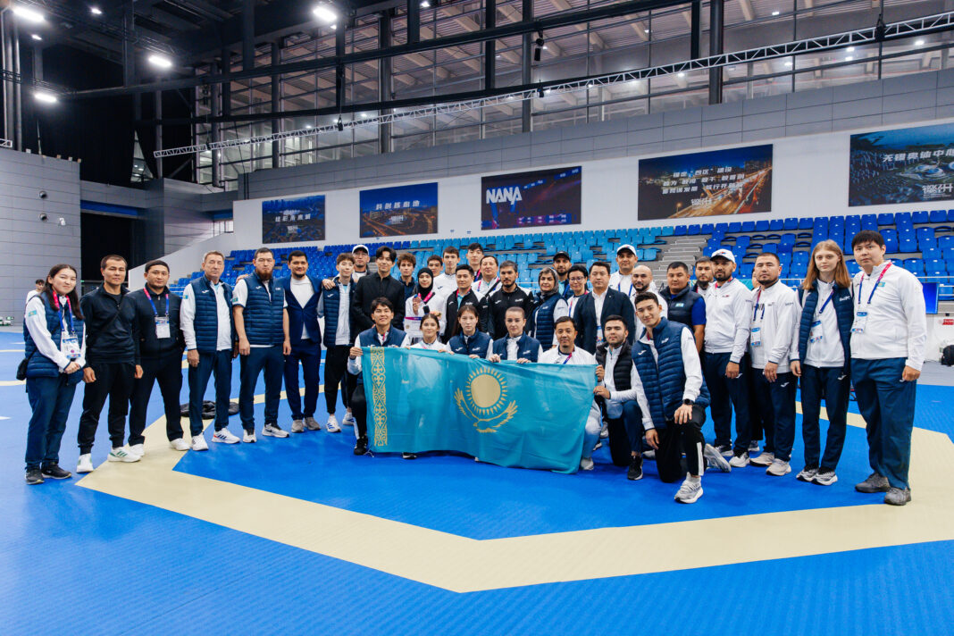 Dimash Qudaibergen and Gennadiy Golovkin support Team Kazakhstan at the World Taekwondo Championships in China Dimash Qudaibergen and Gennadiy Golovkin support Team Kazakhstan at the World Taekwondo Championships in China