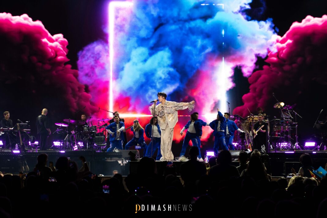 “Stranger” concert, New York (October 5, 2025)