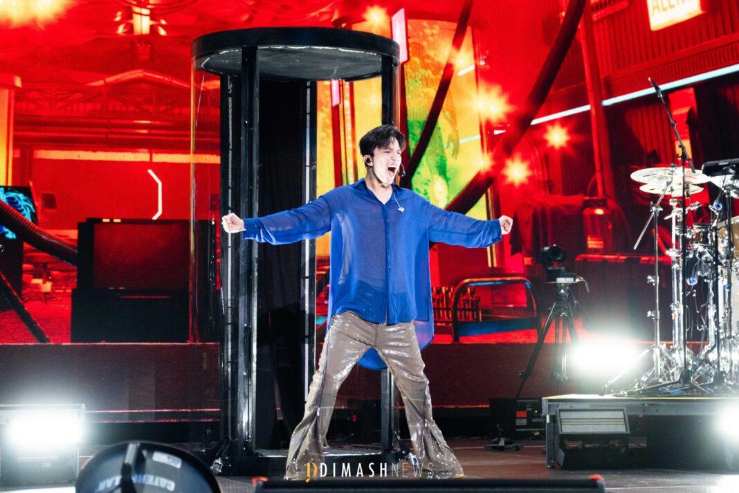 “Stranger” concert, New York (October 5, 2025)