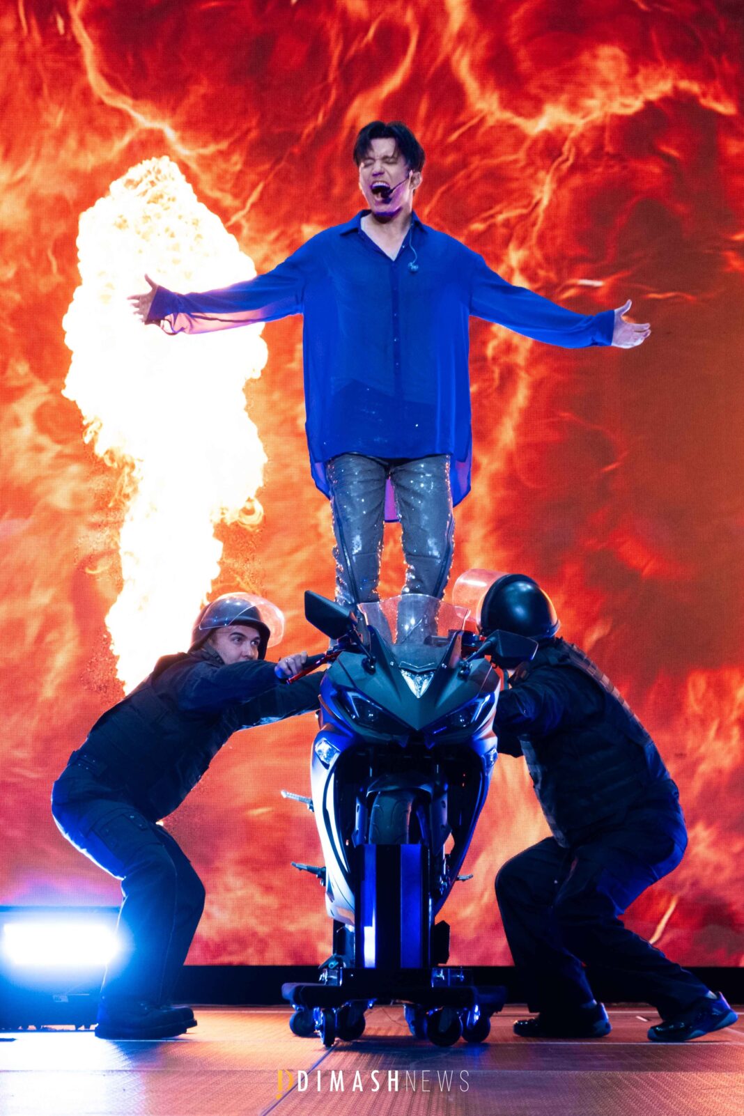 “Stranger” concert, New York (October 5, 2025)