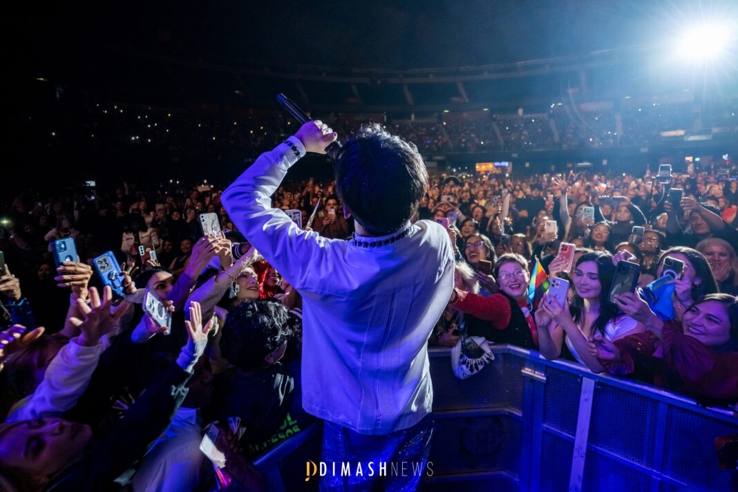 “Stranger” concert, Mexico (October 8 & 10, 2025)