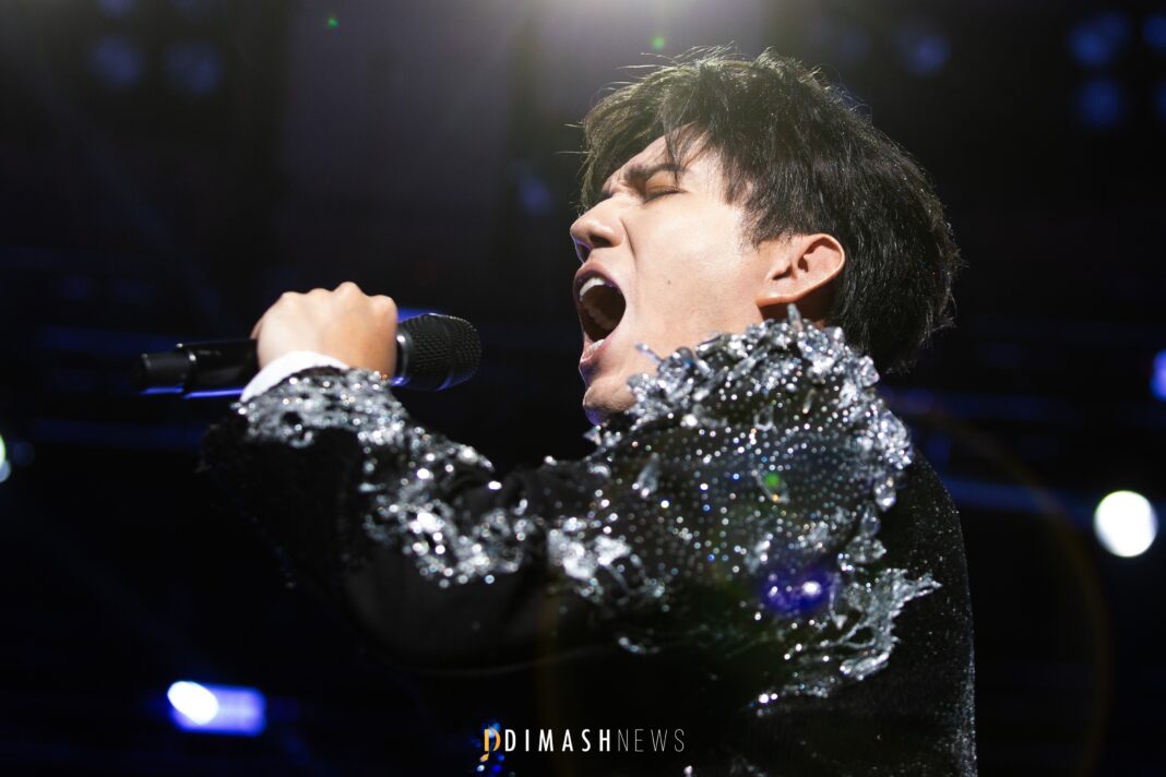 “Stranger” concert, New York (October 5, 2025)