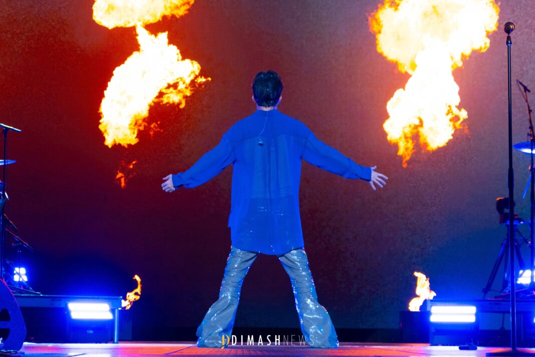 “Stranger” concert, New York (October 5, 2025)