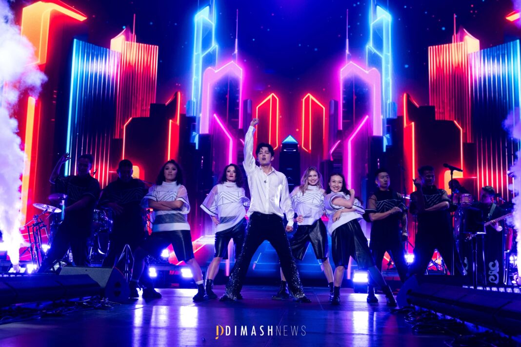 “Stranger” concert, New York (October 5, 2025)