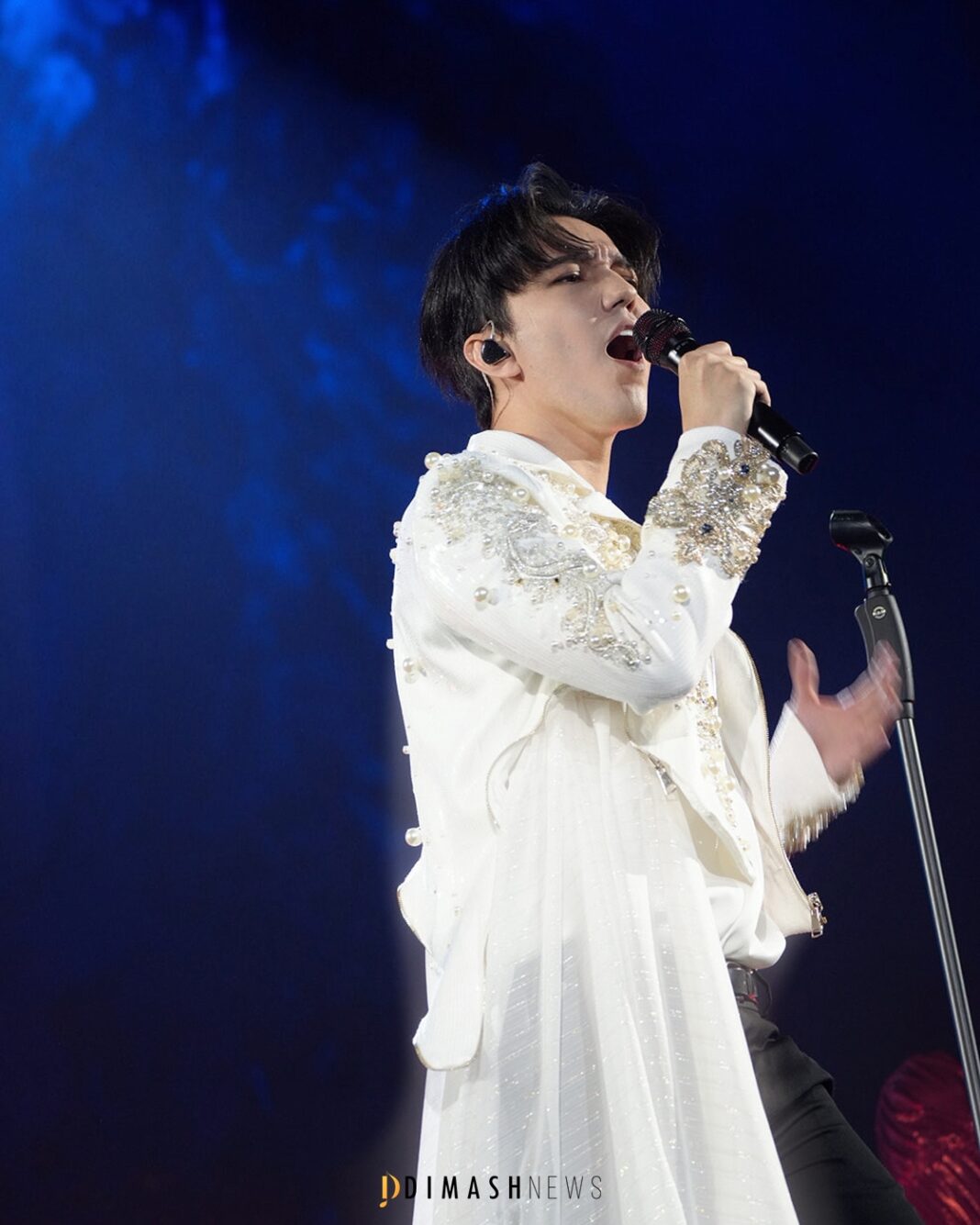 Berlin Welcomes Dimash Qudaibergen: The “Stranger” Tour Continues