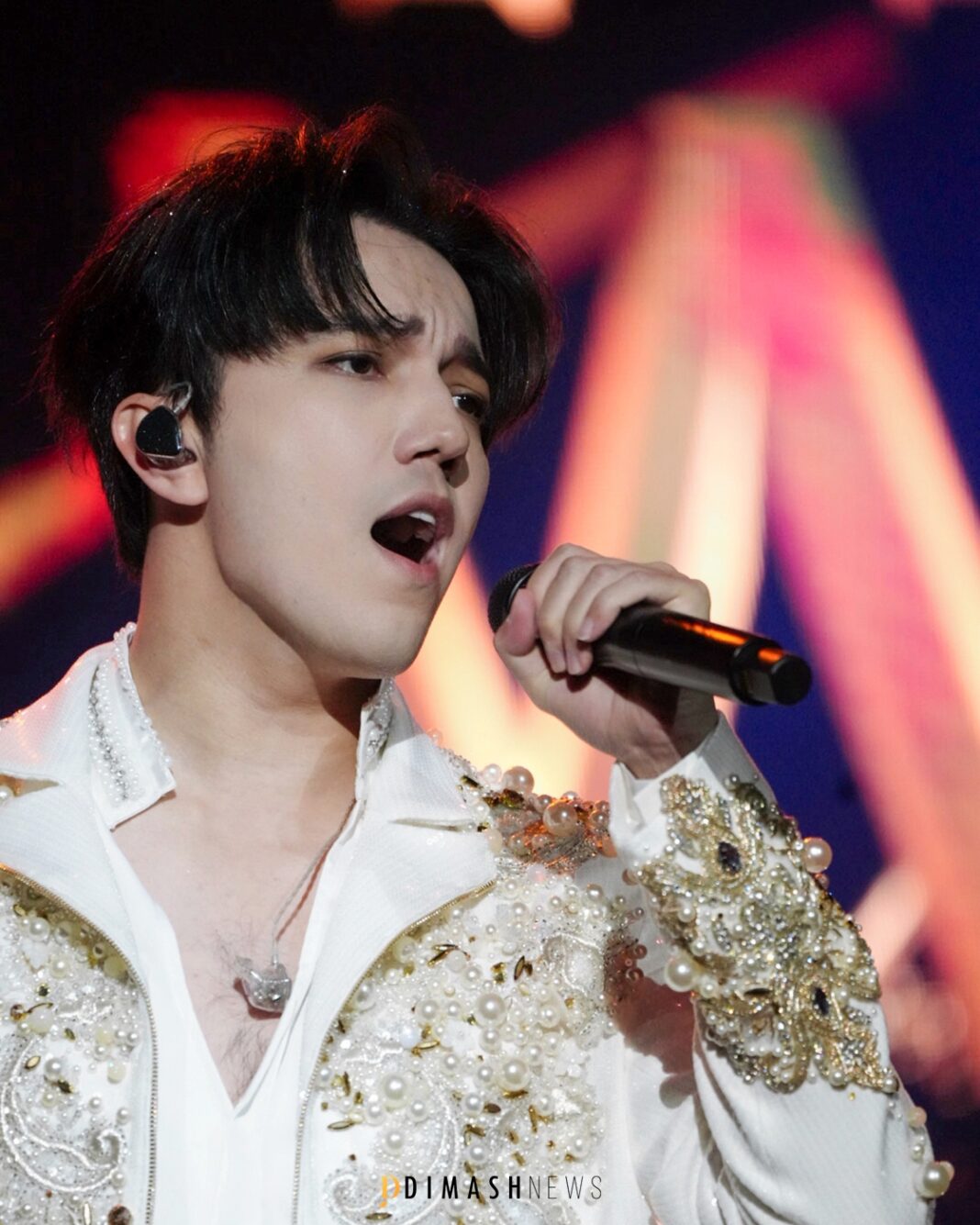 Berlin Welcomes Dimash Qudaibergen: The “Stranger” Tour Continues