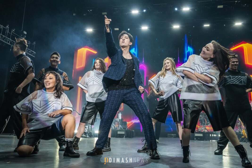 “Stranger” concert, Mexico (October 8 & 10, 2025)