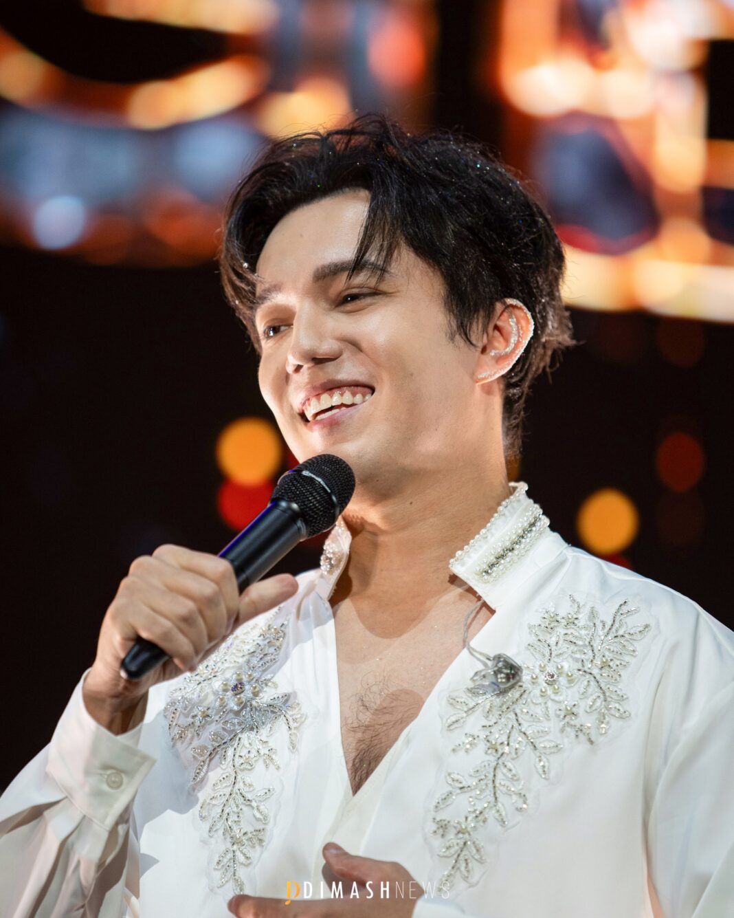 “Stranger” concert, Barcelona (November 8, 2025)