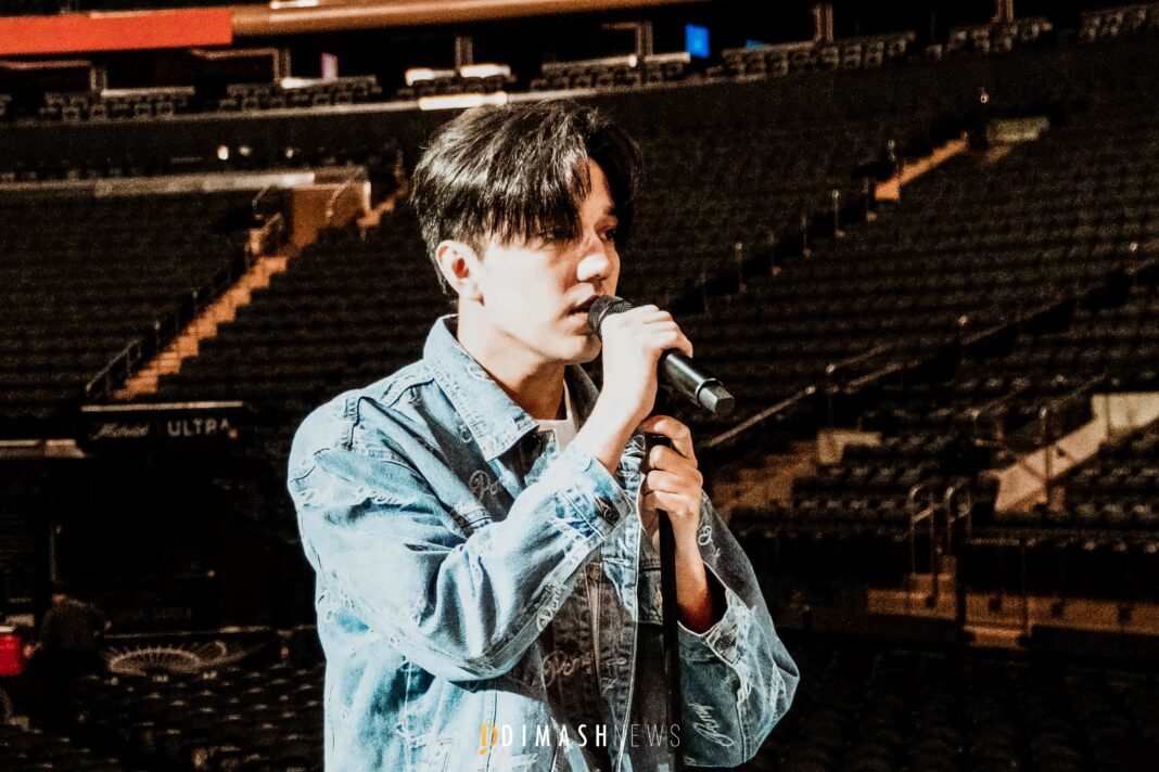 “Stranger” backstage, New York (October 5, 2025)