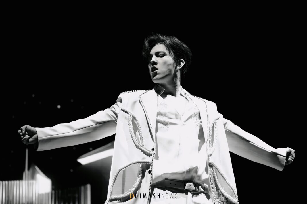 “Stranger” concert, London (November 12, 2025)