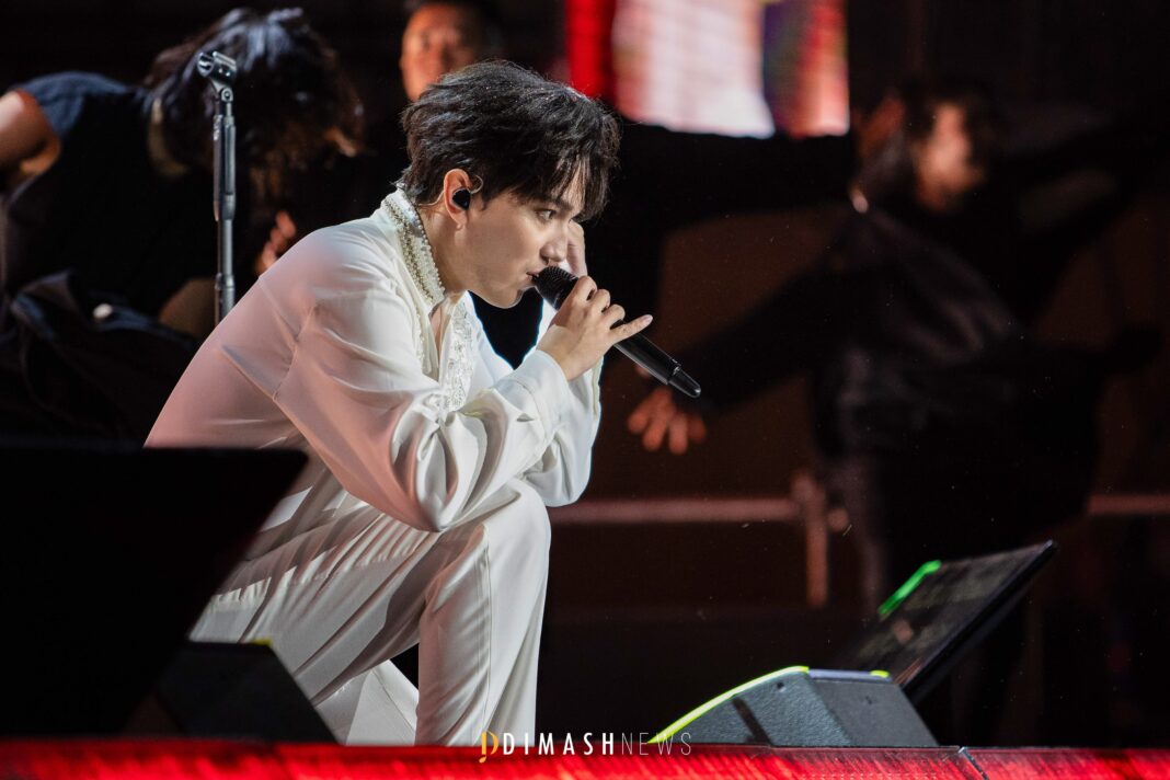 “Stranger” concert, Barcelona (November 8, 2025)