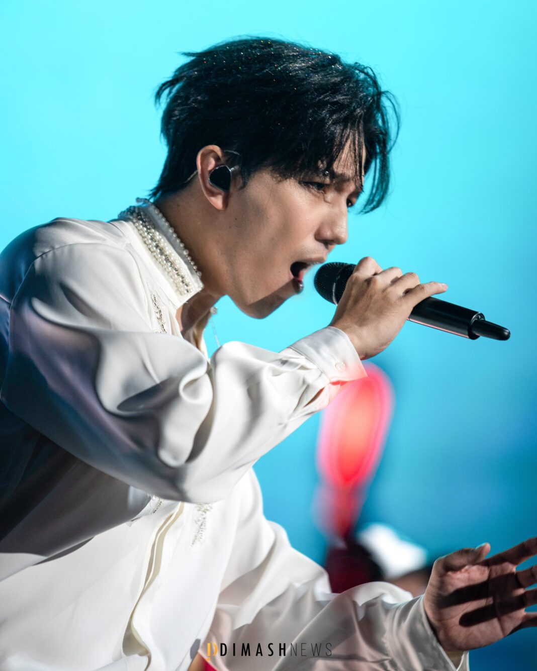 “Stranger” concert, Barcelona (November 8, 2025)