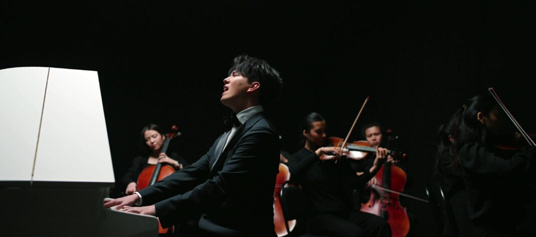 Dimash Qudaibergen Releases New Original Composition “Gashyqtyq”